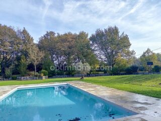  Maison  vendre 8 pices 260 m