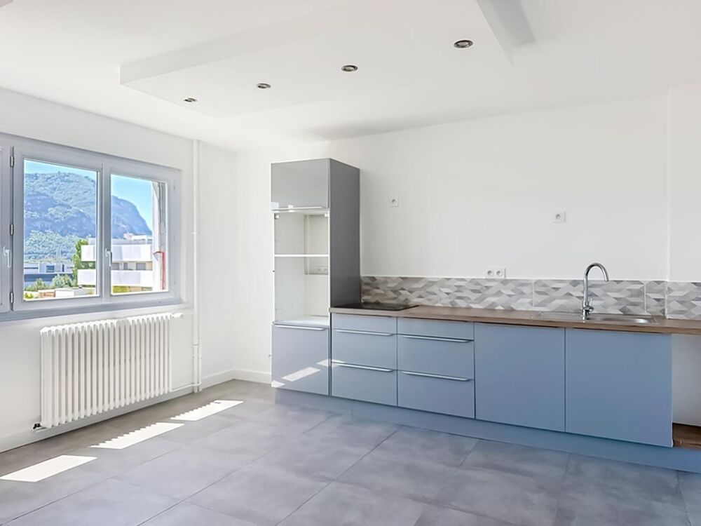 NOUVEAUTÉ  T4 de 80 m² rénové avec vue sur le Salève ANNEMASSE (74)