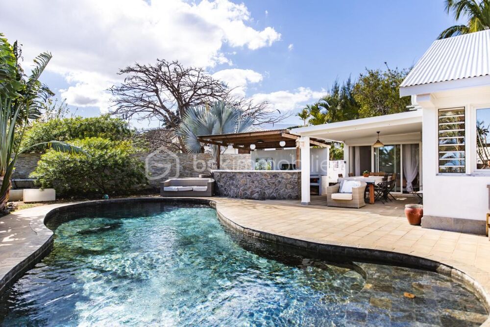 Villa avec piscine de 200 m² avec piscine et studio indépendant