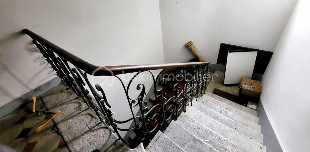 MAISON DE VILLE DE CARACTÈRE POTENTIEL EXCEPTIONNEL À VALS-LES-BAINS