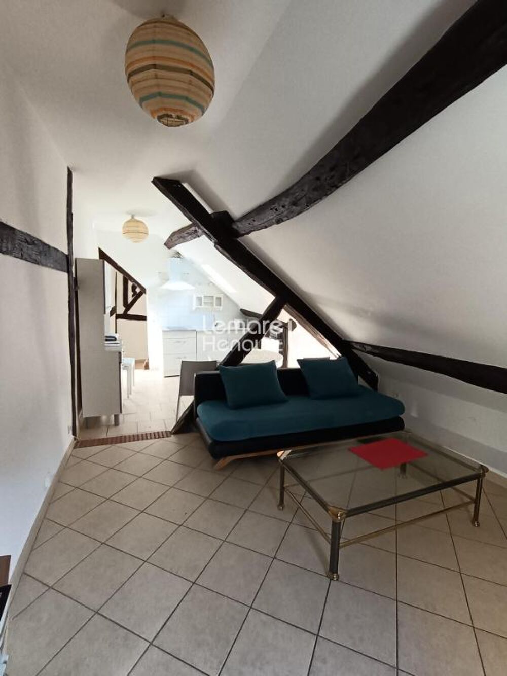 APPARTEMENT SEMI MEUBLE F2/3 DE 42.79 m²