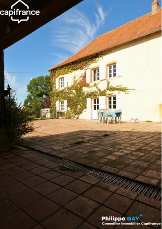  Maison � vendre 10 pi�ces 219 m�