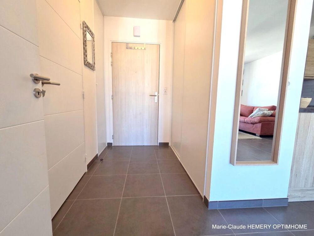 Vente Appartement Dinard Médiathèque, appartement T2 de 50.08 m² exposé Sud Est au quatrième étage avec ascenseur. Cave et garage Dinard