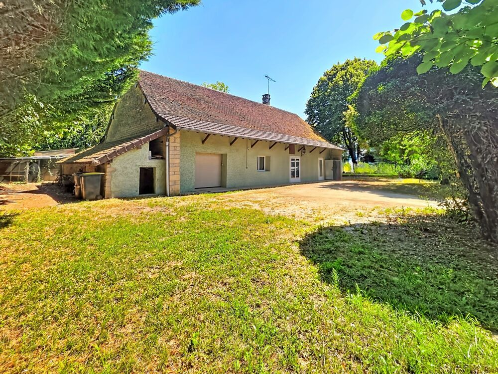 Maison en pierre rénovée avec dépendances  Terrain de 2 200 m²