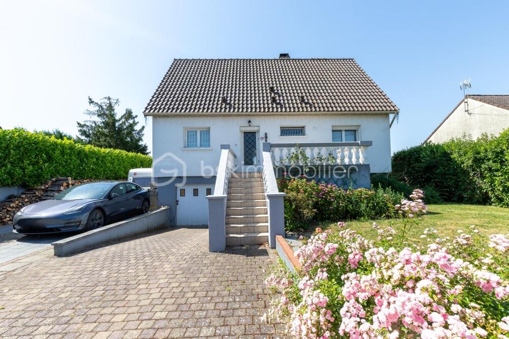 Maison 6 pièces de 160 m² environ à Marchémoret