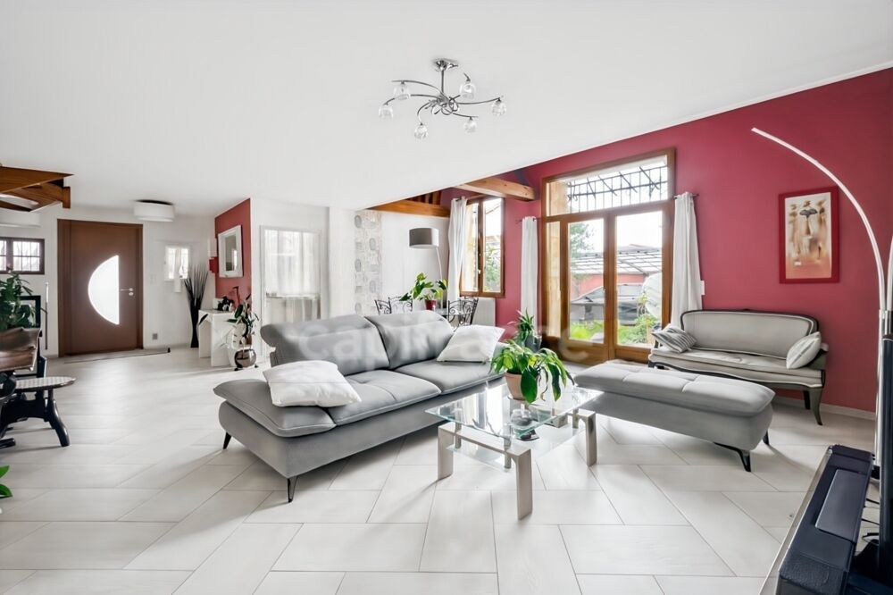 Vente Maison Bègles : Maison familiale en pierre, 5 chambres, jardin et carport Begles