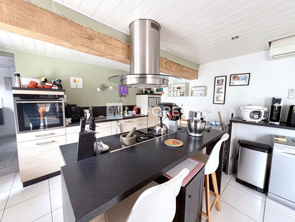 Vente Maison Maison Beaurepaire 6 pièce(s) 110 m2 Beaurepaire