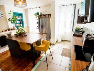  Maison à vendre 10 pièces 180 m²