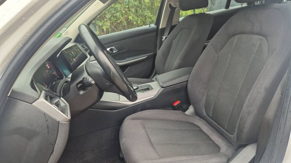 S&eacute;rie 3 Touring 318d 150 BVA8 Business Design - Automatique 2020 occasion 63200 Riom
