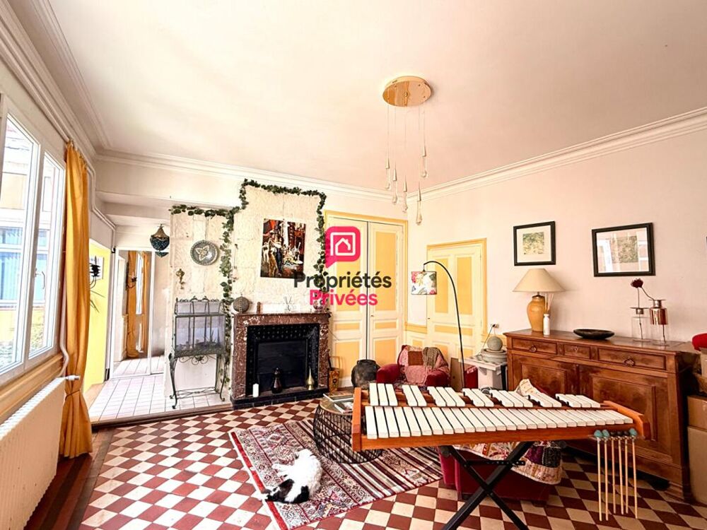 Maison Chinon Centre Ville 8 pièce(s) 250 m2 - Cour intérieur