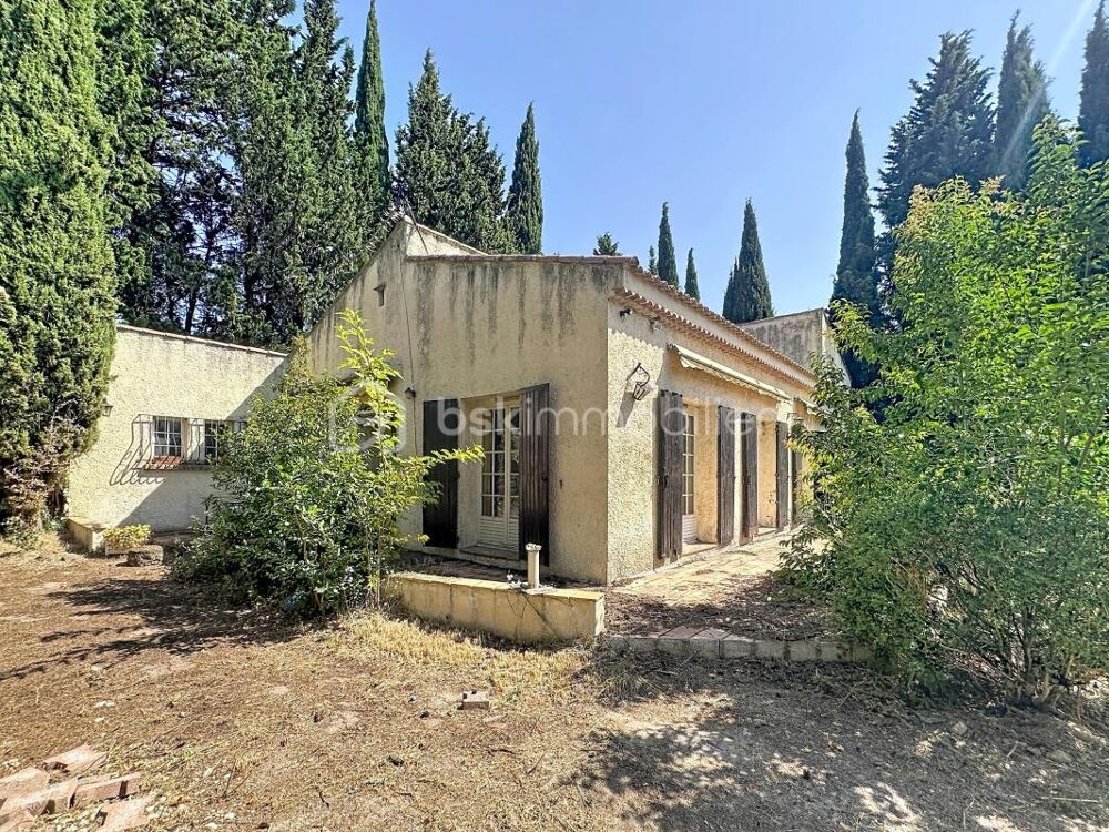 RARE ! MAISON À FORT POTENTIEL A RENOVER ENTIEREMENT SUR 1 000 m² DE TERRAIN AU CALME ABSOLU !