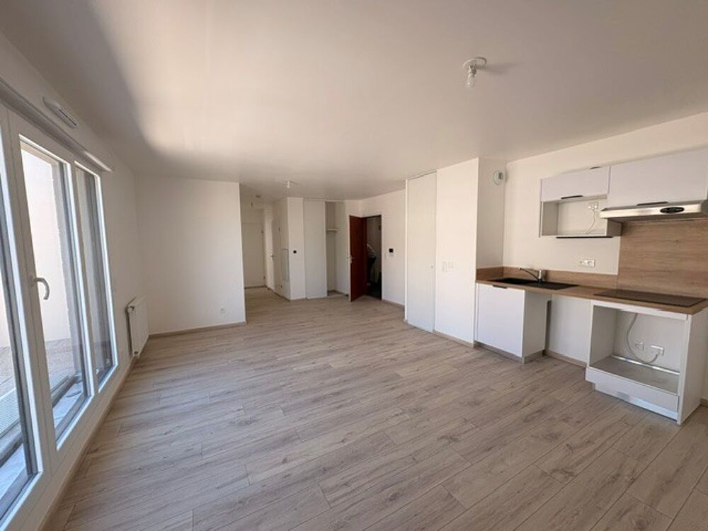 T3 NEUF avec terrasse et parking à CHARTRES
