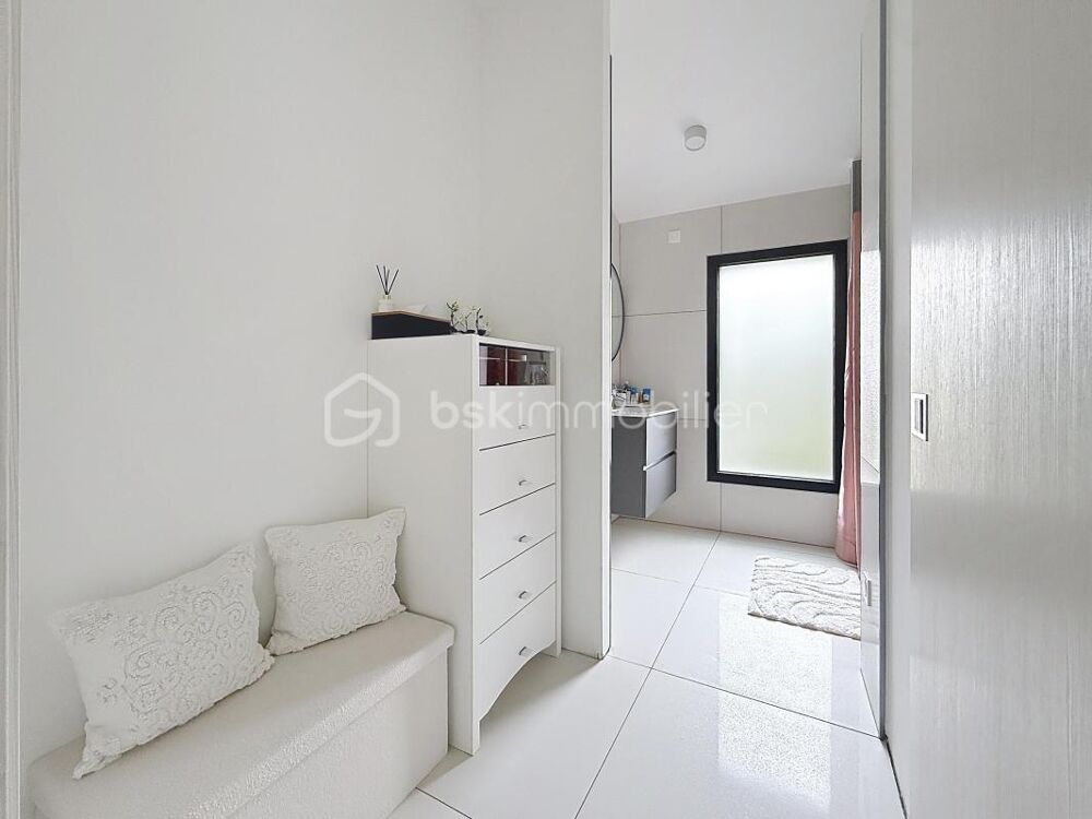 � vendre  Villa Chessy (77700)