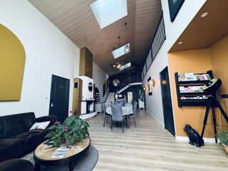  Propri�t�/ch�teau � vendre 14 pi�ces 380 m�