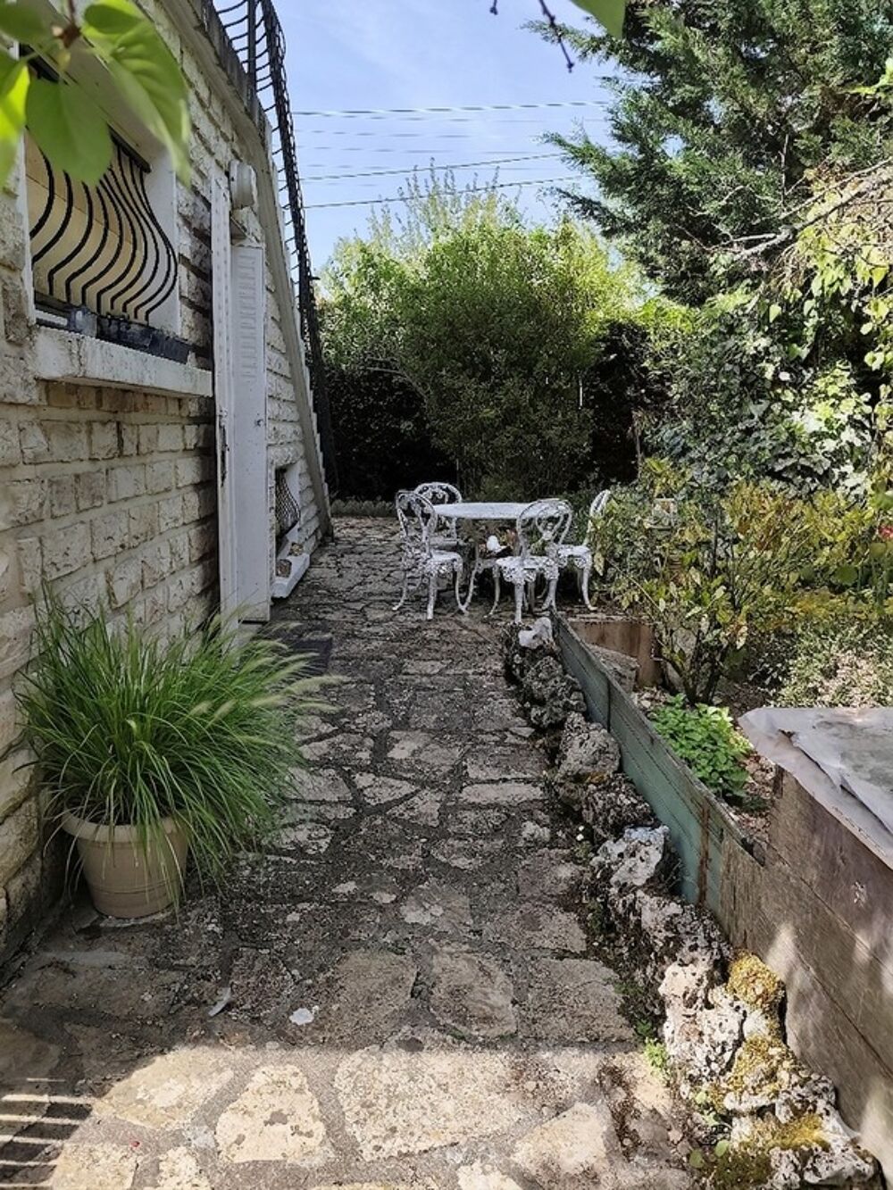 Maison à vendre 6 pièces L'ISLE D'ESPAGNAC (16)