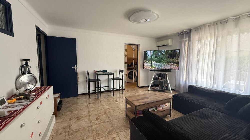 Vente Appartement Appartement à vendre 3 pièces FREJUS (83) Frejus