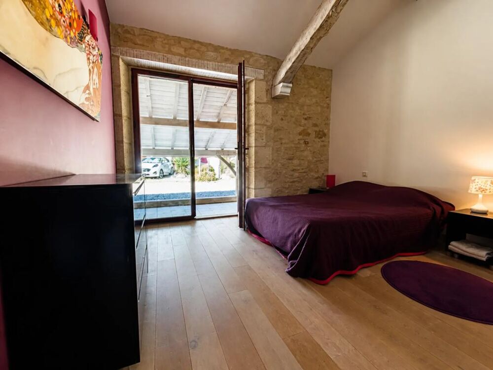 Vente Maison Maison de 11 pièces de 290 m² à Monteton Monteton