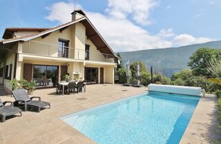  Maison � vendre 7 pi�ces 220 m�