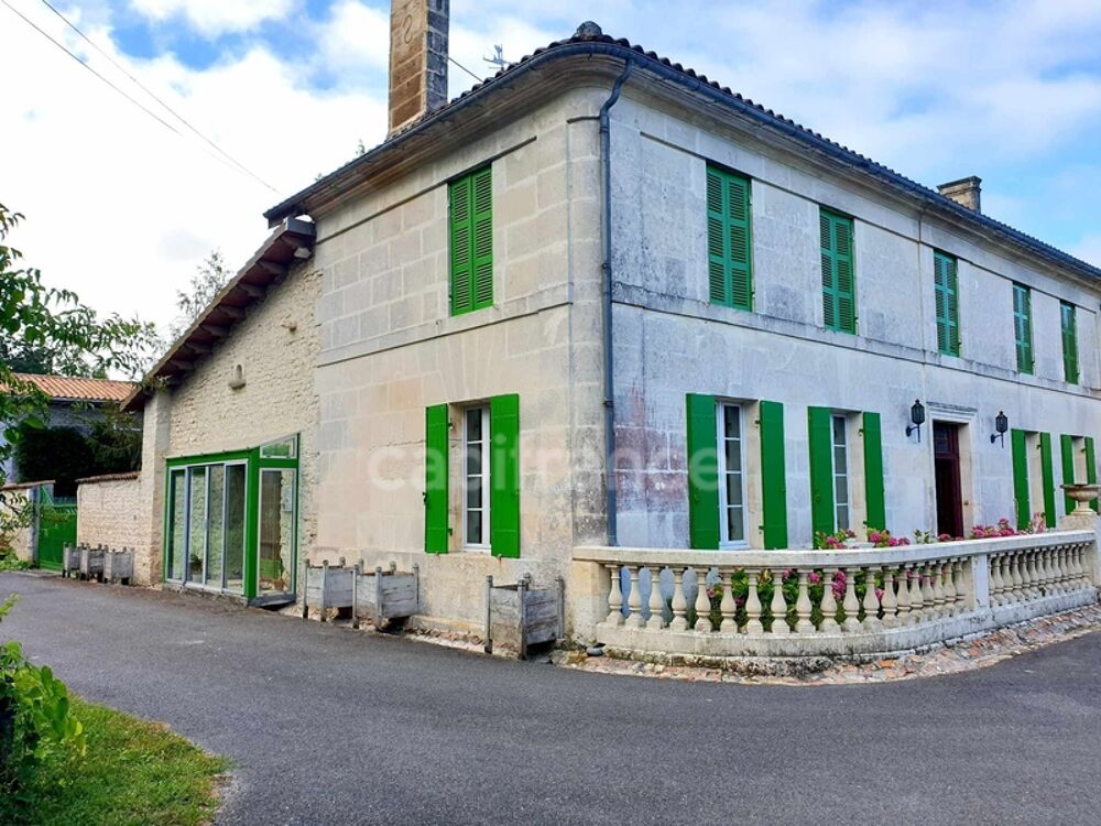 Vente Viager Dpt Charente (16), viager  vendre SAINT PALAIS DU NE maison 7 pices - 5 chambres - dpendances - garage Saint palais du ne
