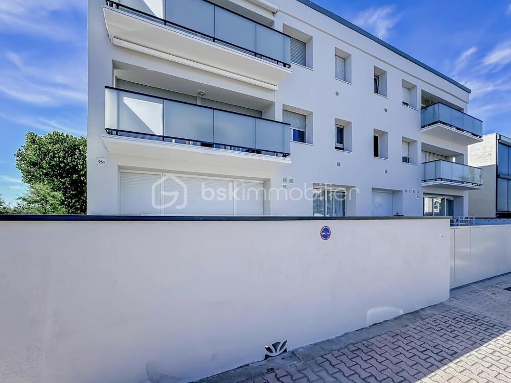 Vente Appartement EXCLUSIVITÉ *** Appartement T3 de 66m2 rénové avec terrasse et parking à PALAVAS *** Palavas les flots