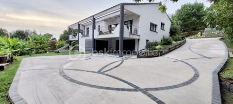   Maison contemporaine de 212 m2 avec grand terrain � Belleserre (81) Maison - 7 pi�ce(s) - 212 m�