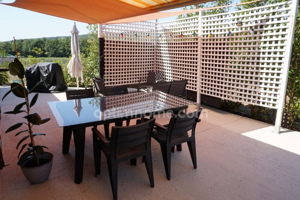 Vente Maison Maison à vendre avec 4 chambres et garage double Rioz