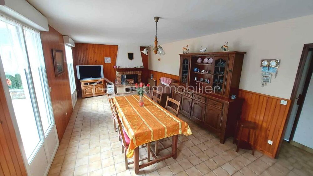 Vente Maison Maison avec garage et jardin Varouville