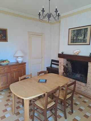  Maison � vendre 8 pi�ces 220 m�