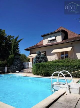  Villa à vendre 9 pièces 220 m²