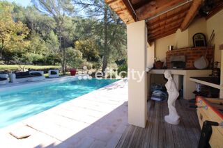  Maison � vendre 8 pi�ces 238 m�