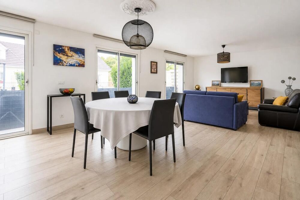 Maison spacieuse et rénovée à Romainville