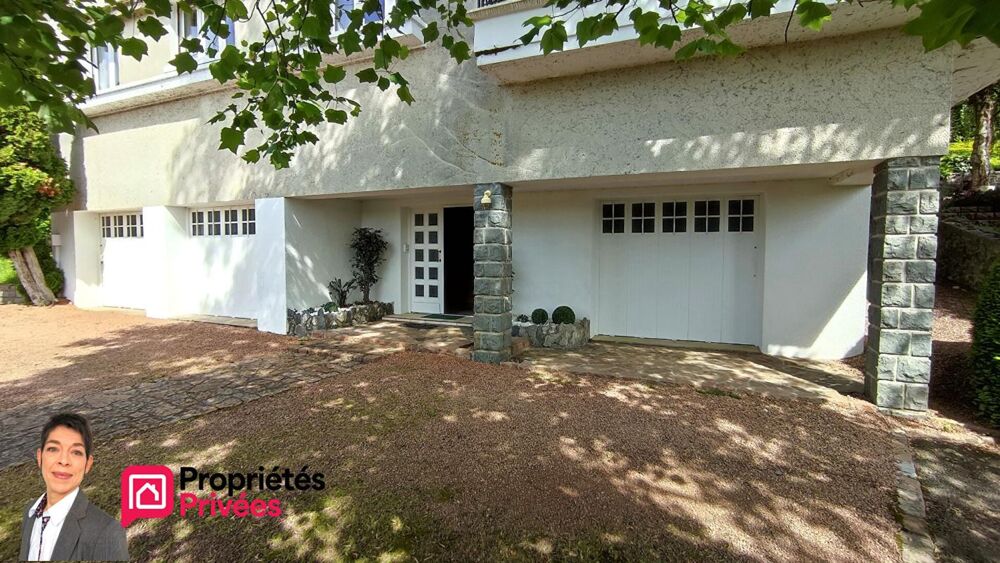 Vente Maison THIZY-LES-BOURGS (69240)  Maison individuelle 223 m² habitables, terrain 2000 m², 4 chambres, garages, annexes Thizy les bourgs