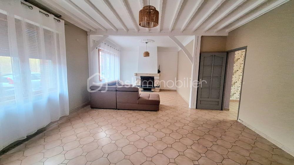 Vente Maison Maison avec fort potentiel – 126 m² habitables, jardin et dépendances Auxi le chateau