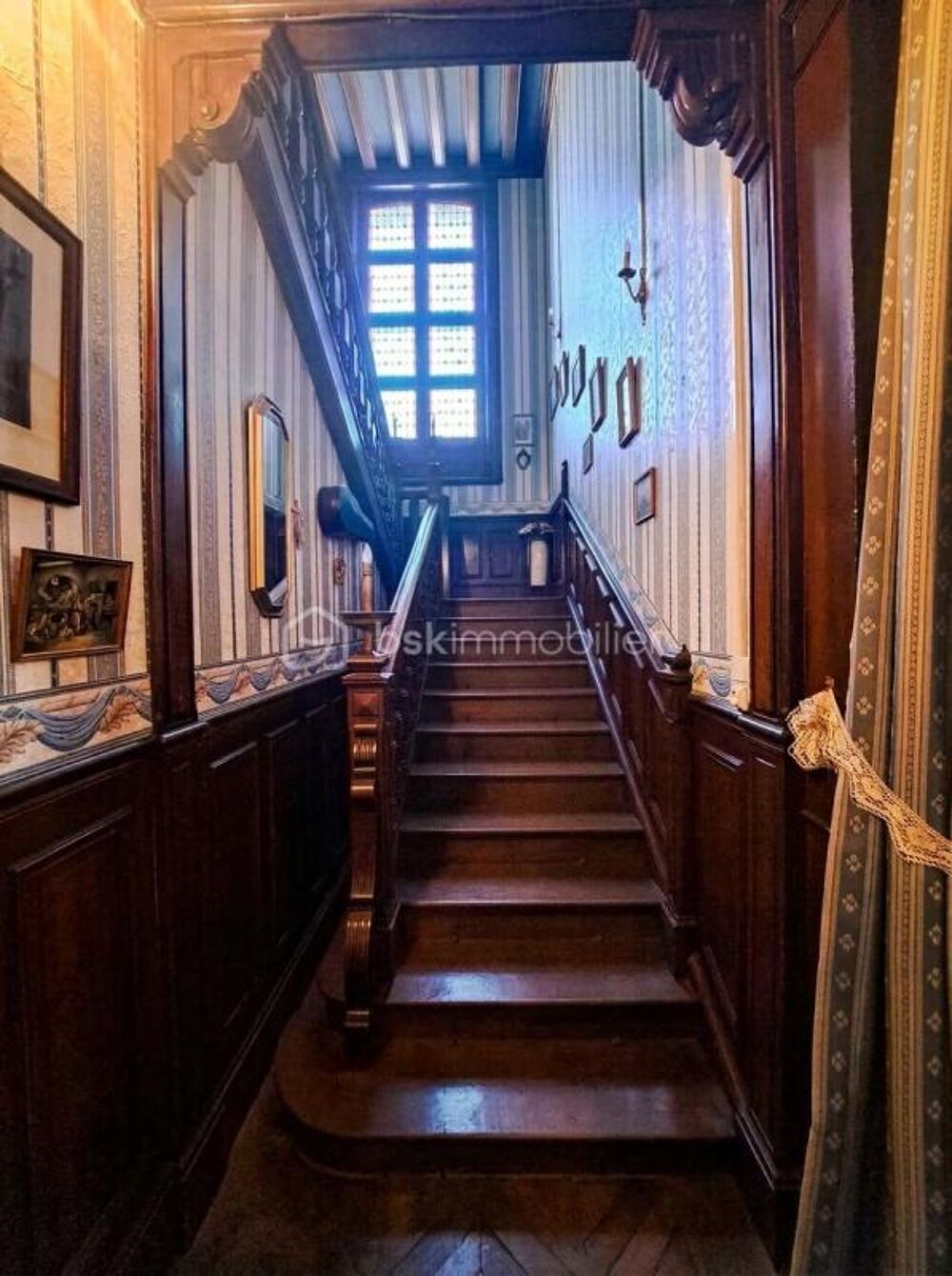 Vente Propriété/Château Manoir du XIX? siècle aux volumes généreux Saint martin d ecublei