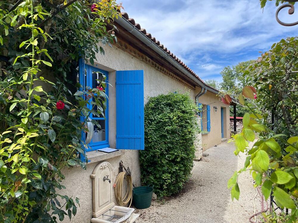 Vente Maison Charmante maison périgourdine avec piscine, beau jardin et dépendances Val de louyre et caudeau