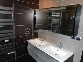  Propriété/château à vendre 7 pièces 131 m²
