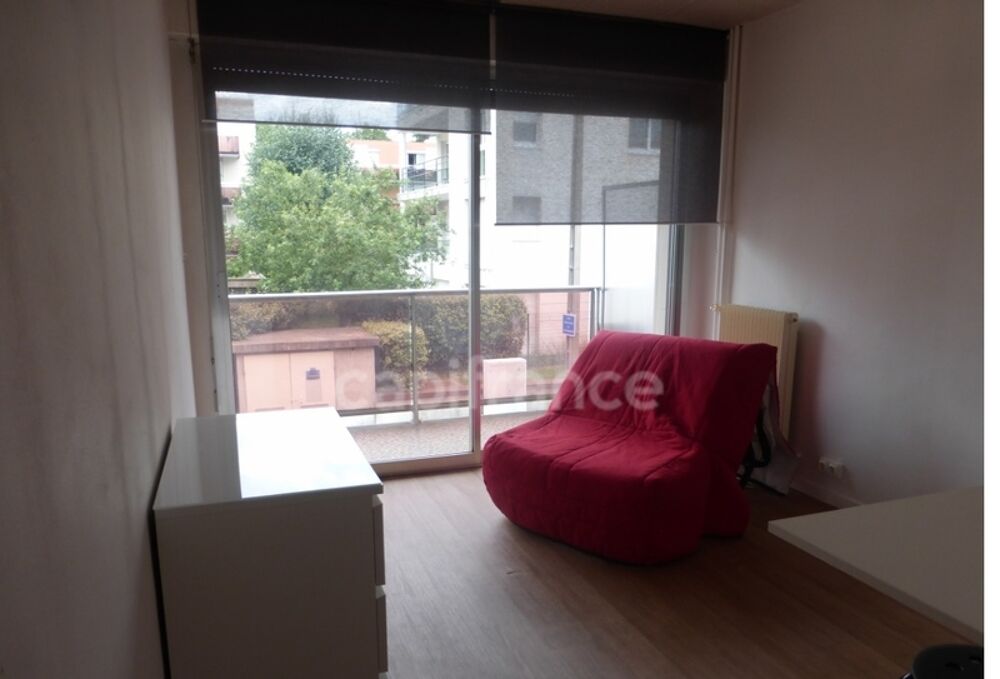 Charmant Studio Meublé avec Balcon, Vue Mer & Ville + Emplacement Garage  Idéal Investisseur