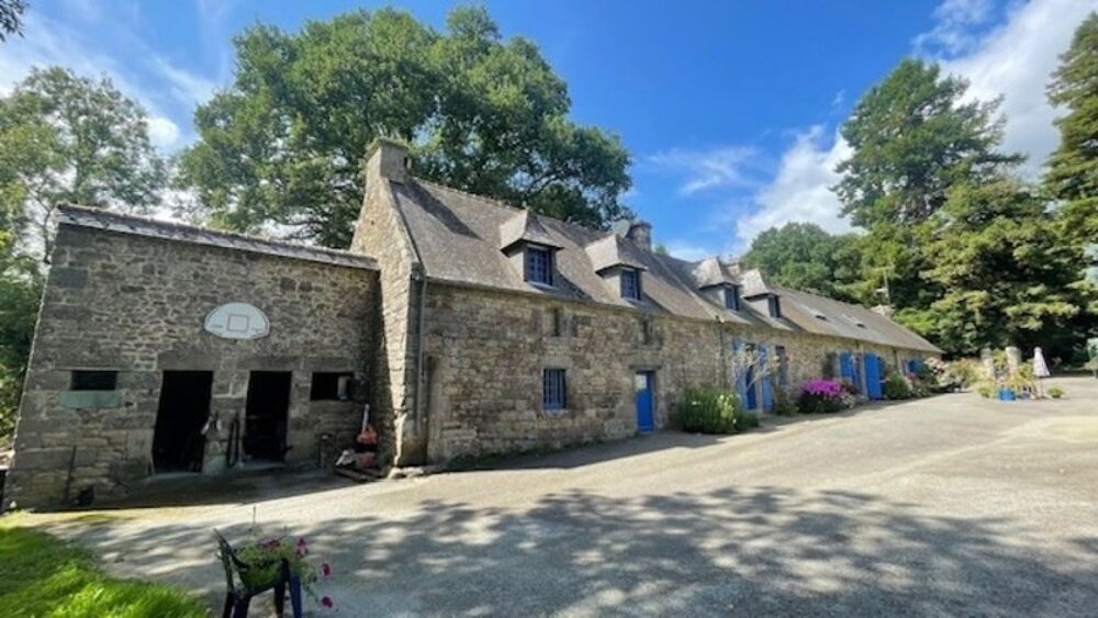 Propriete à vendre 7 pièces LESCOUET GOUAREC (22)