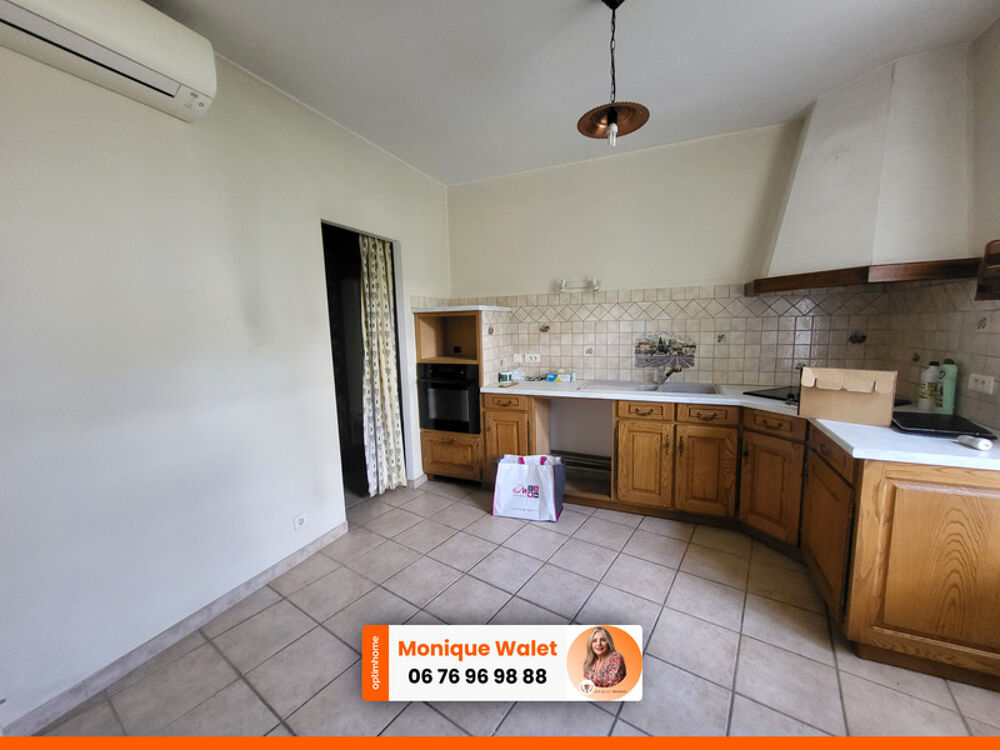 Maison à rénover + hangar attenant 300 m²  Idéal artisan  Sénas
