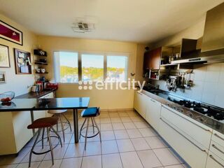  Maison � vendre 6 pi�ces 215 m�