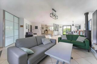  Maison � vendre 9 pi�ces 207 m� Saint andre de cubzac