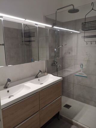  Appartement � louer 3 pi�ces 77 m�