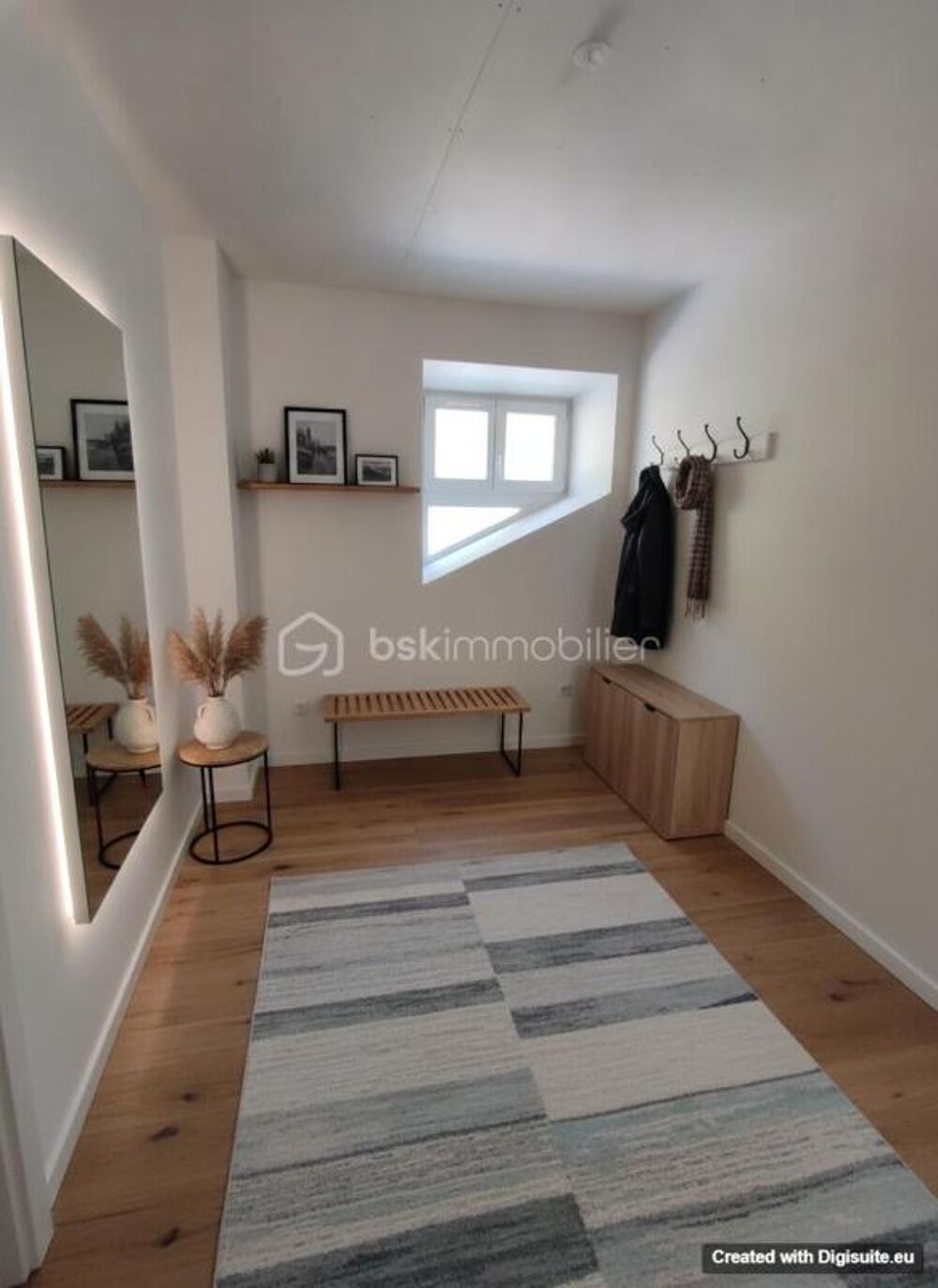 Vente Duplex/Triplex BEL APPARTEMENT  T5 DUPLEX NEUF , AVEC TRES BEAUX VOLUMES EN DERN.ETAGE + TERRASSE Besancon
