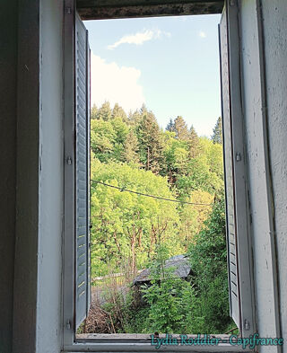  Immeuble  vendre 15 + pices 243 m