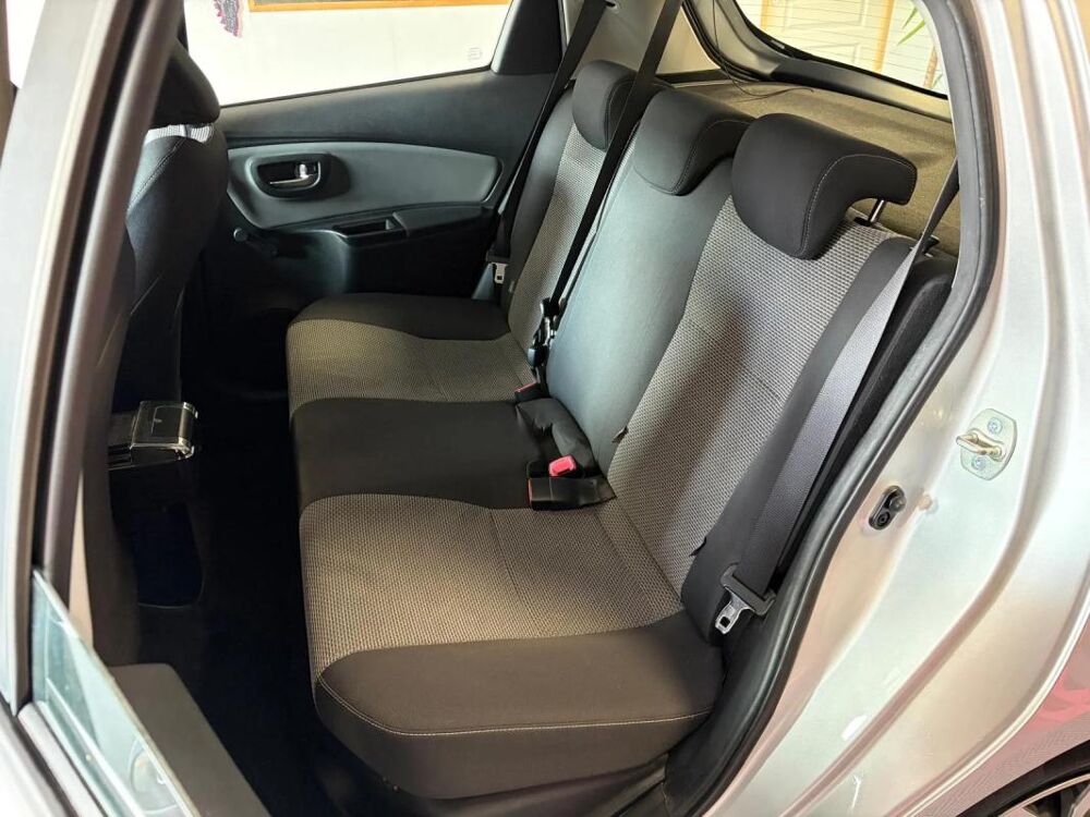Yaris Dynamic Hybrid 2015 occasion 34500 B&eacute;ziers