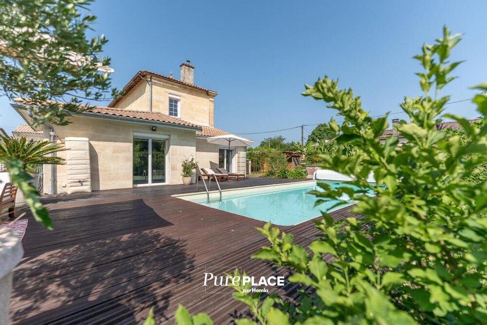 � vendre  Propri�t�/ch�teau Izon (33450)