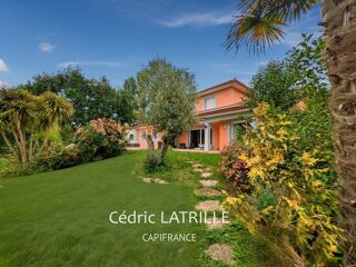  Maison à vendre 6 pièces 196 m²