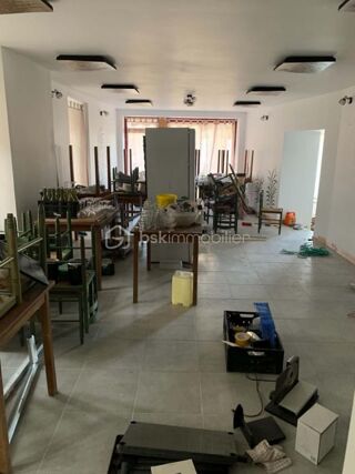  Immeuble à vendre 4 pièces 164 m²