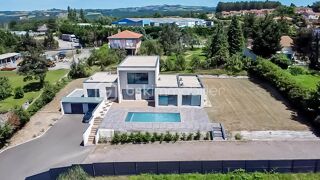  Maison � vendre 6 pi�ces 198 m�