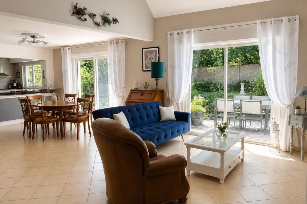 Maison de 7 pièces de 233 m² à La Chapelle-sur-Erdre